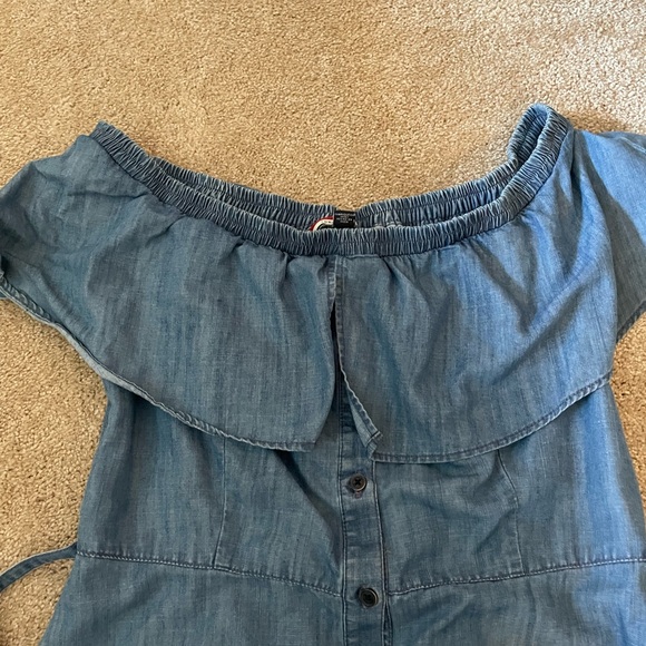 Dress - Picture 2 of 3